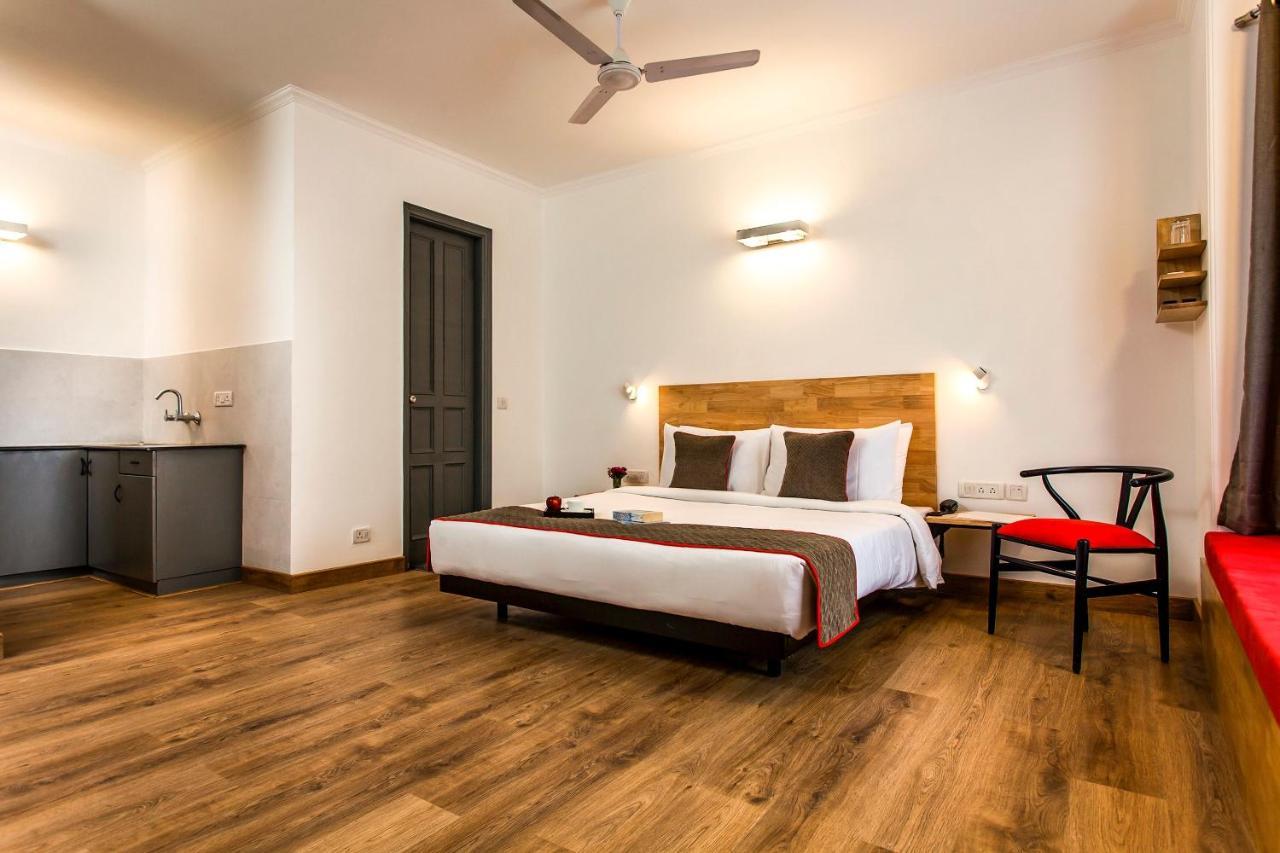 Oyo Townhouse 086 Pankha Road Hotel Nueva Delhi Exterior foto